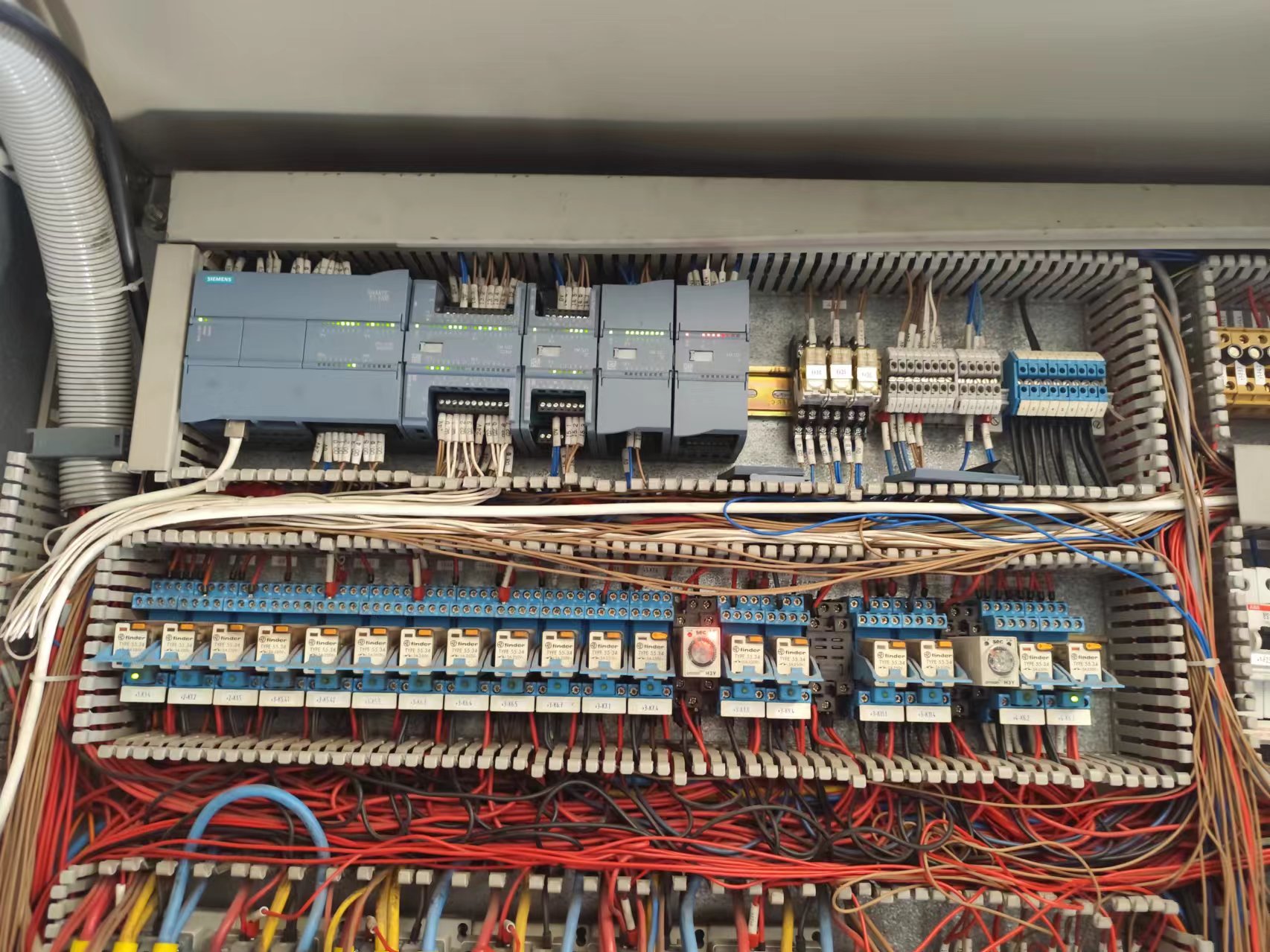 电气柜维修保养